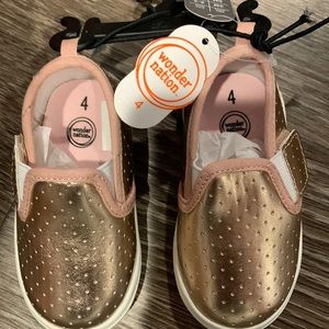 Gold Wonder Nation Toddler Girl Shoe